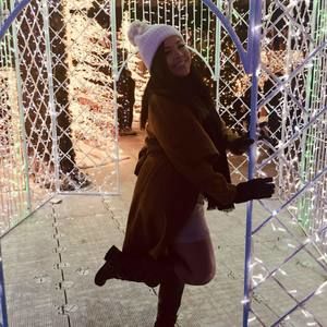 Meet your Posher, Azucena